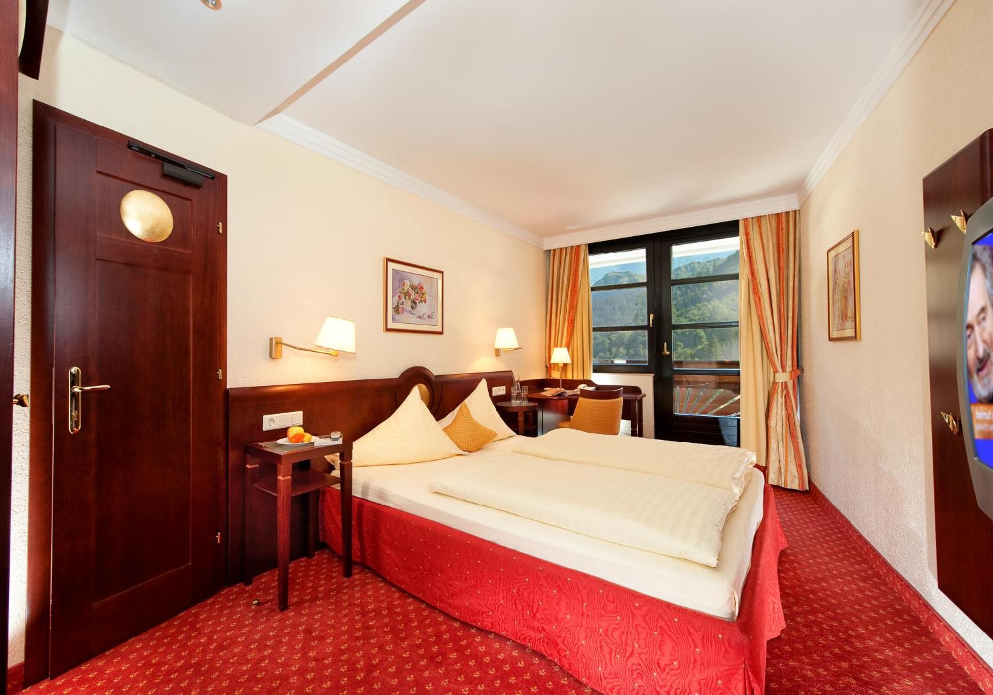 Familienhotel Sonngastein Бадгаштейн Экстерьер фото