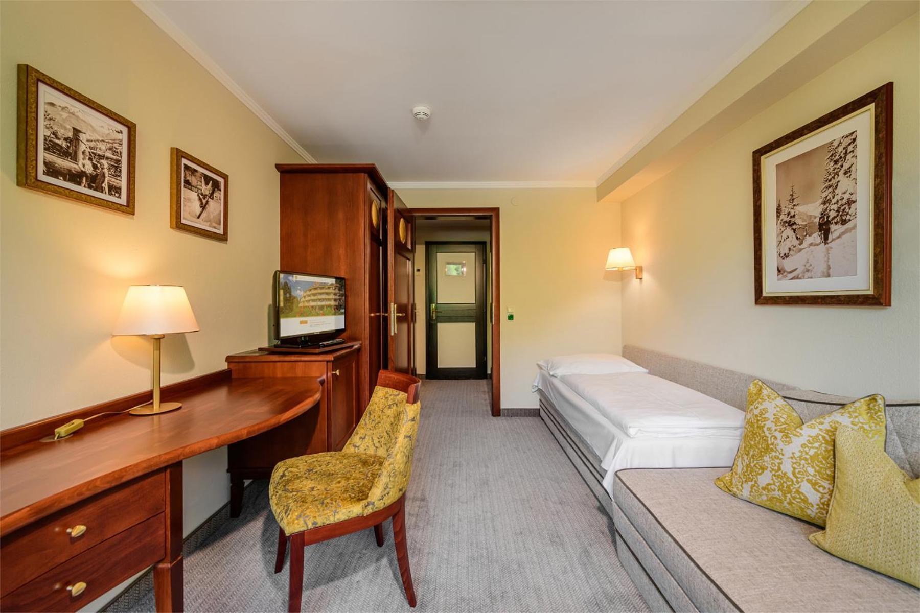 Familienhotel Sonngastein Бадгаштейн Экстерьер фото